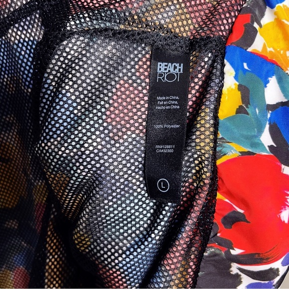 Beach Riot - Erica Jacket In Buttercup Floral - Picture 14 of 15